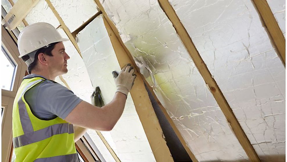 Améliorez les performances énergétiques de votre maison par l'isolation de toit