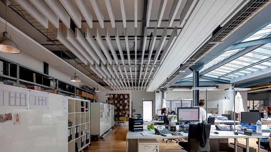 HUNTER DOUGLAS ARCHITECTURAL LANCE LES PLAFONDS HEARTFELT® BAFFLES
