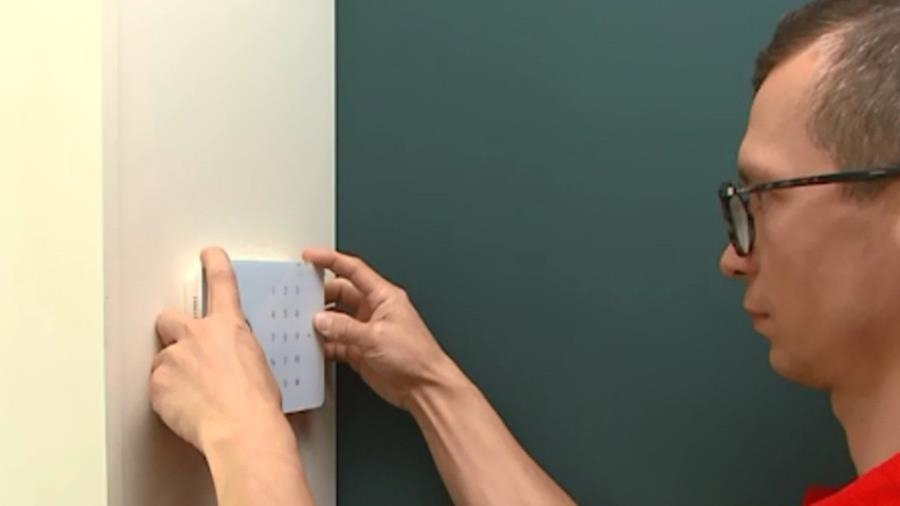 Hoe plaats je zelf een draadloos alarmsysteem?