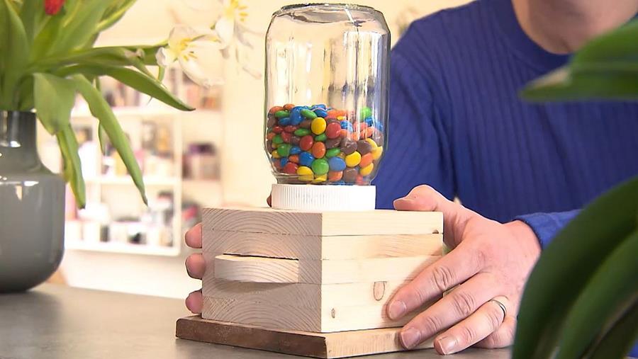 Snoeppot maken met behulp van een kolomboor