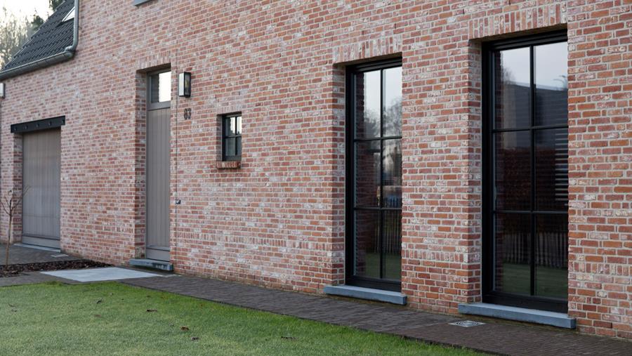 La toute dernière gamme en PVC pour les portes et fenêtres