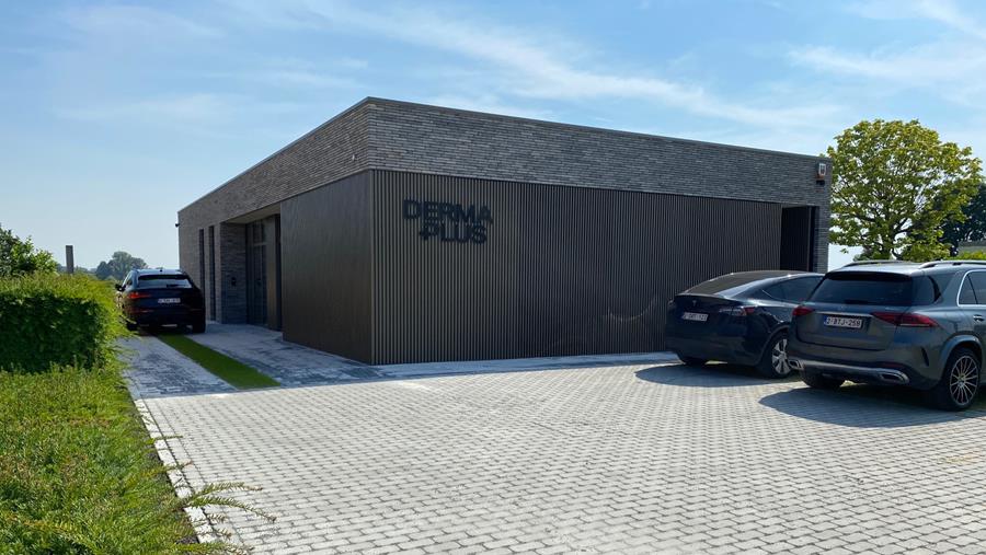 Demaeght Zonwering & Interieur pakt uit met aluminium gevelbekleding