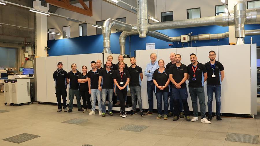 Victor Buck Services installe une imprimante de production Canon ColorStream 8133