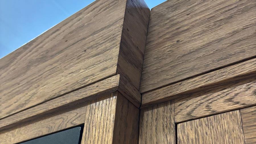 Buffetkast met lichtaccenten